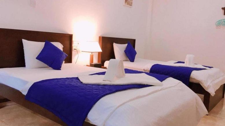 Mirissa Blue Whale Holiday Hotel Exterior photo